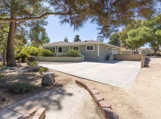 32201 Windsong Ln, Wildomar, CA 92595