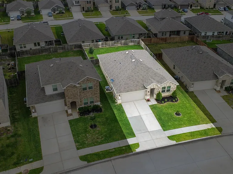 13973 Leigh Lake Ln — Photo 29