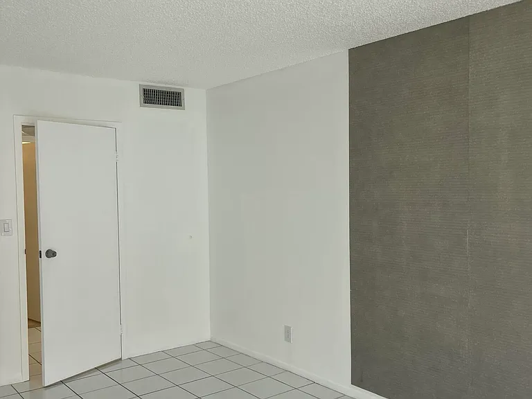 801 Three Island Blvd #306 — Photo 12