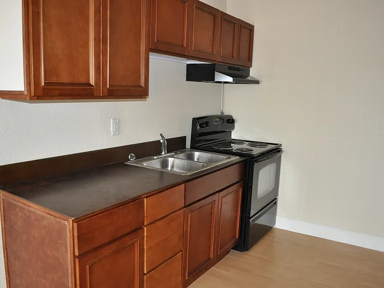1710 Coal Pl SE — Photo 5