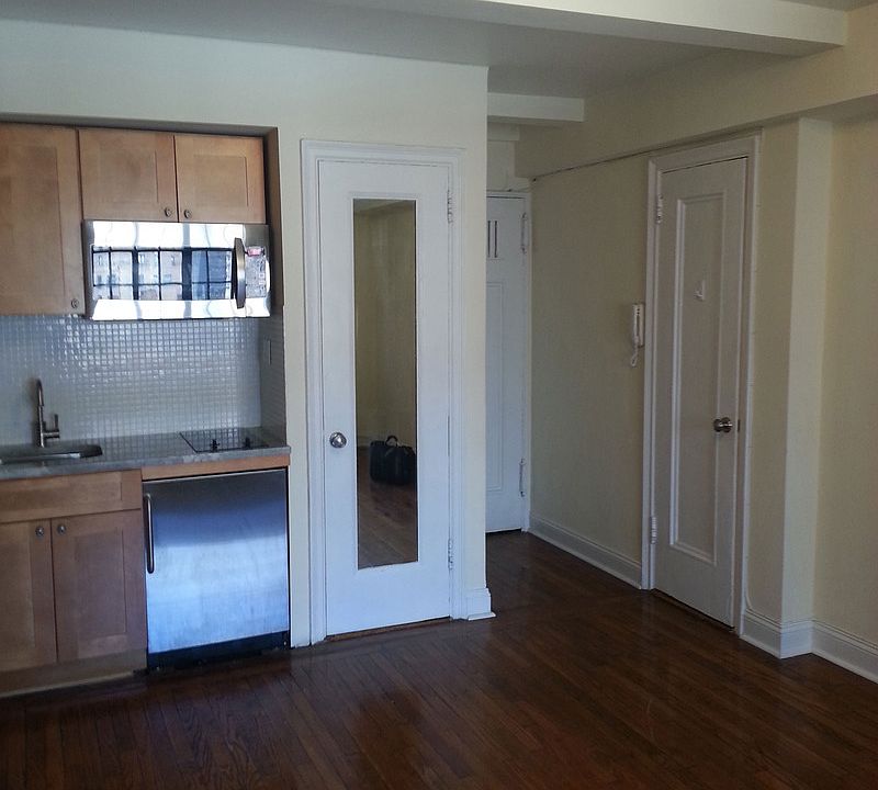 2nd image of 25 Tudor City Pl APT 1416