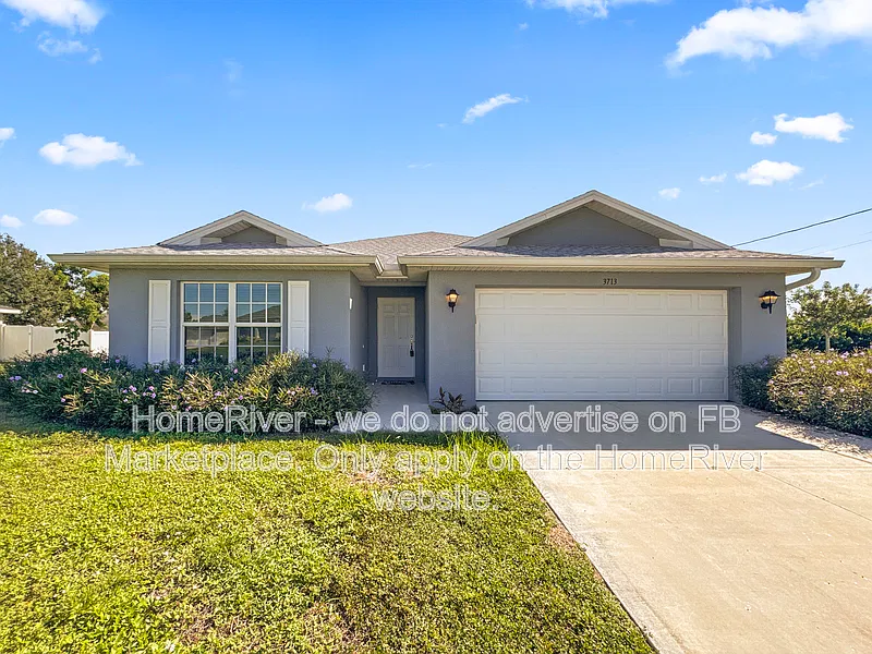4 bed, 2.0 bath, 1810 sqft, $1,995 — Photo 1
