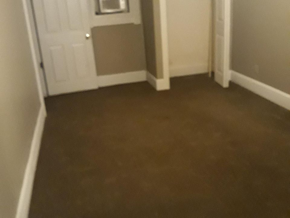 2nd image of 342 Holmes St APT 2