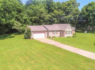 8375 Seneca Dr NE, Georgetown, IN 47122