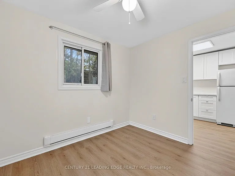 2073 Kate Ave — Photo 10