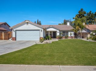7106 Rhone Dr, Bakersfield, CA 93308