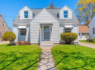 1497 Day St, Green Bay, WI 54302