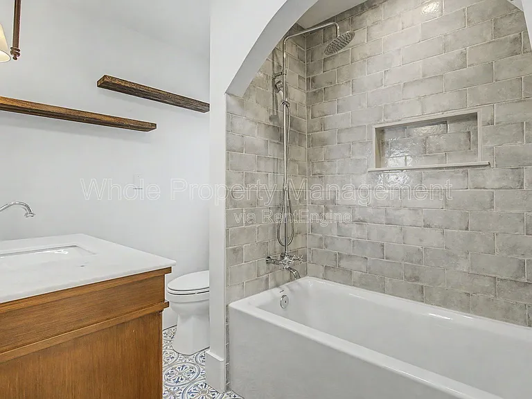 110 S Quitman St — Photo 10
