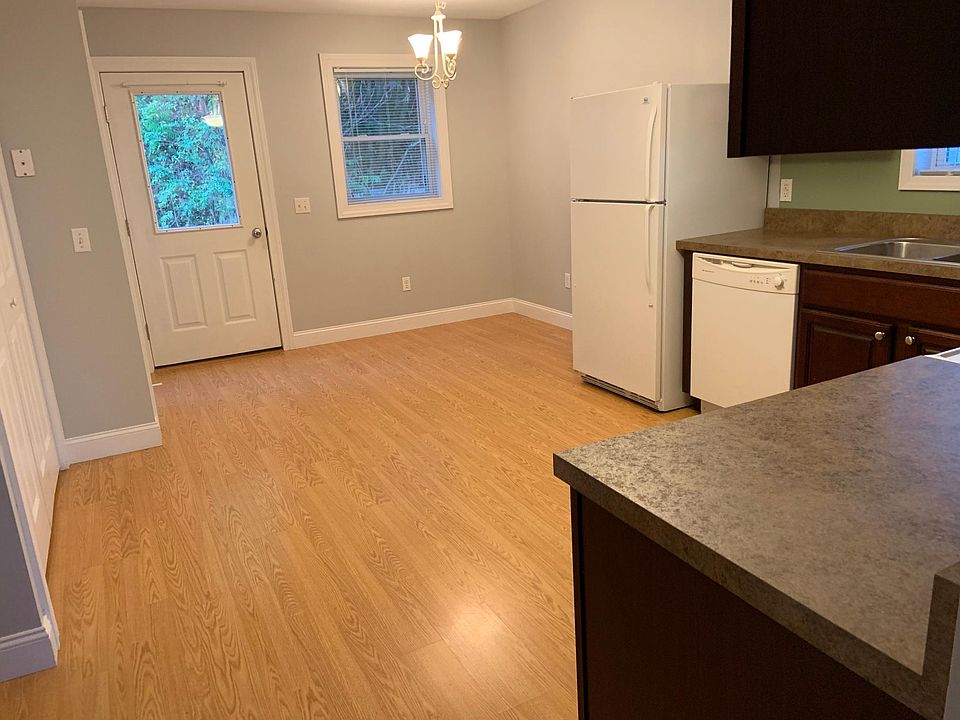 1st image of 286 Saratoga Ave