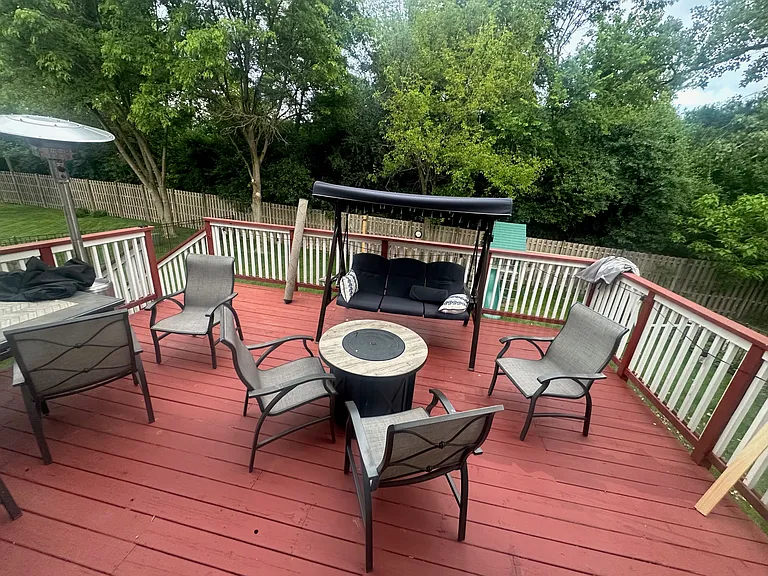 229 Churchill Ct — Photo 13