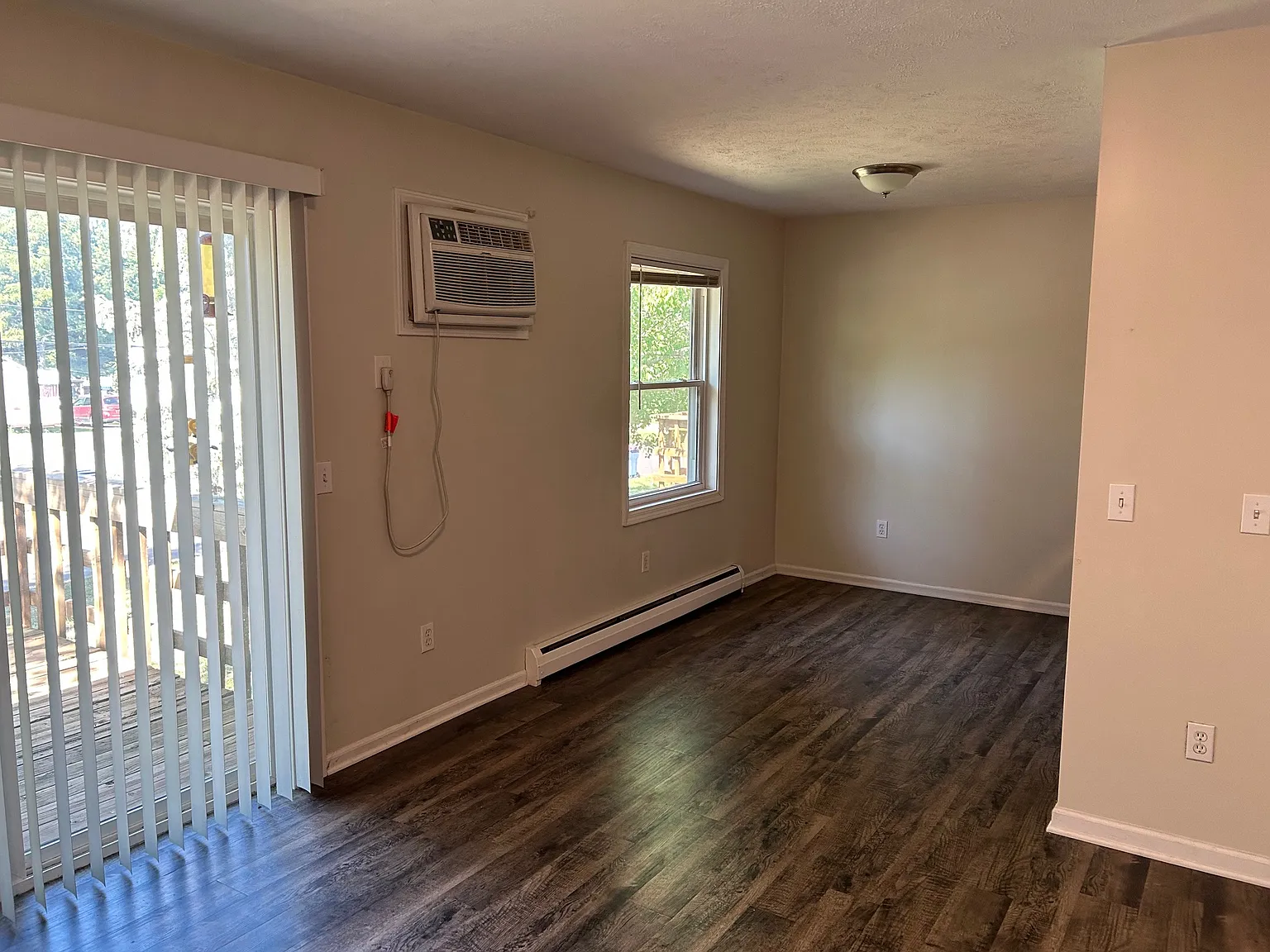 2944 Vineland Ave SE — Photo 4