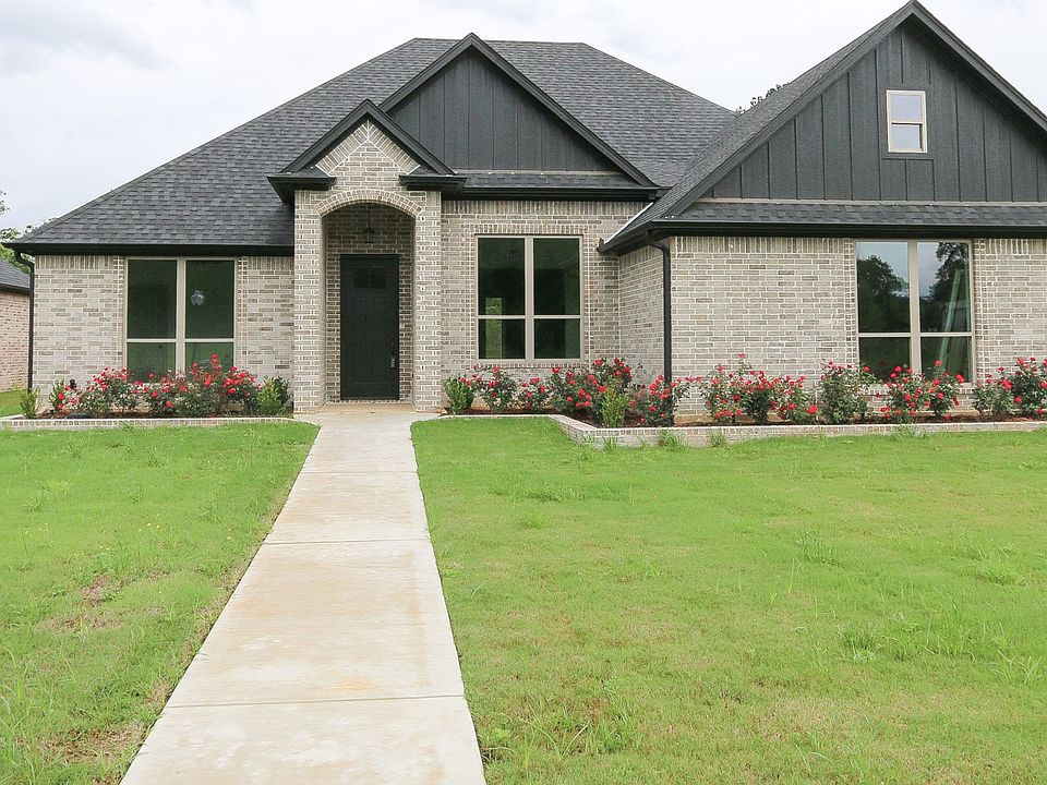 1st image of 16527 Cooper Way