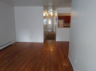 2504 38th St APT 4, Astoria, NY 11103