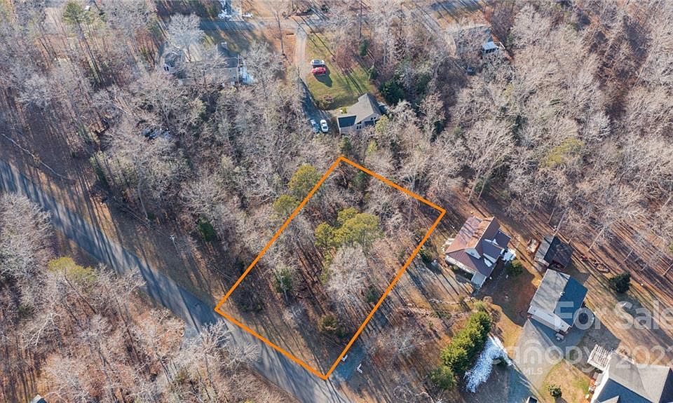 1st image of 241 Hattaway Dr