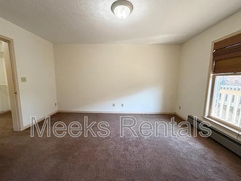 1615 6th Ave — Photo 7