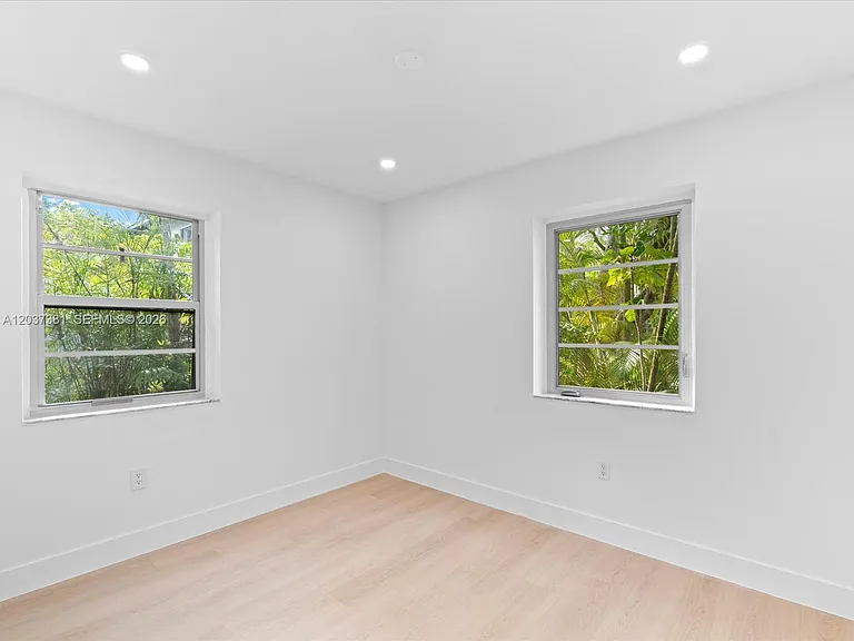 5625 SW 80th St #113B — Photo 14
