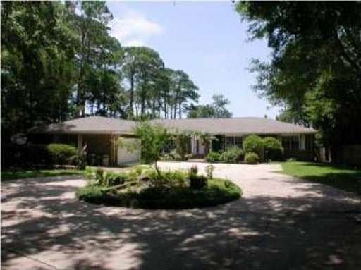 5th image of 541 Miracle Strip Pkwy