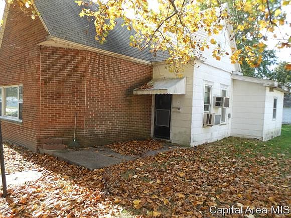 2nd image of 327 N Illinois Ave