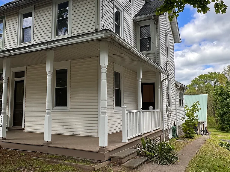 2151 Spinnerstown Rd — Photo 1