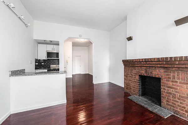 Rented by Compass | media 3