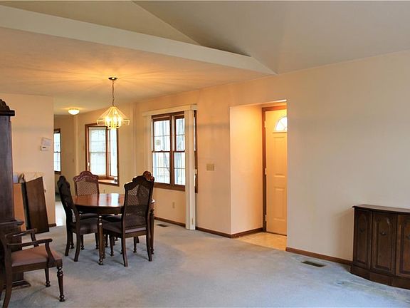 3rd image of 19393 Lauren Way