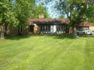 13462 N Palmyra Rd, North Jackson, OH 44451
