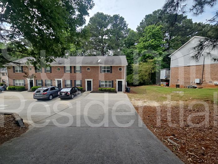 1st image of 2651 Parkside Way