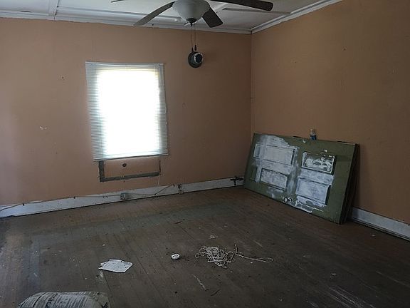 5th image of 300 N Viola St #&-111