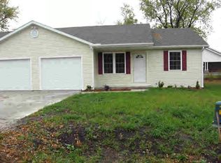 4B Whispering Pines Ct, Macon, IL 62544