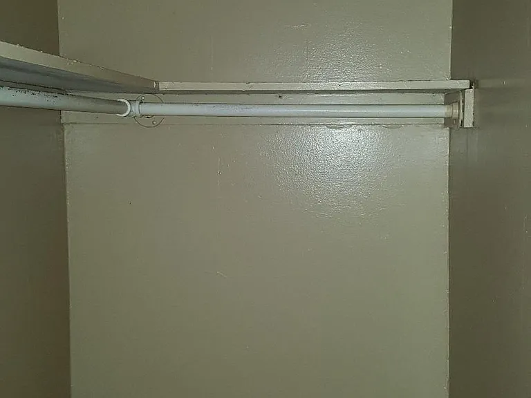 walk in closet
