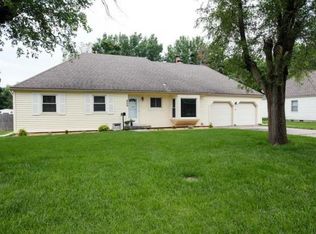 809 S Windsor Rd, Olathe, KS 66061