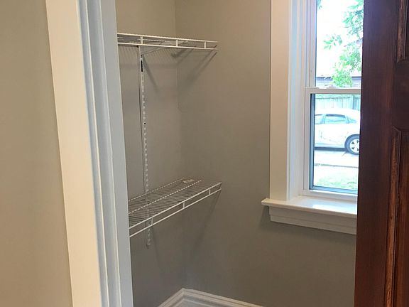 4th image of 4150 Itaska St APT 1
