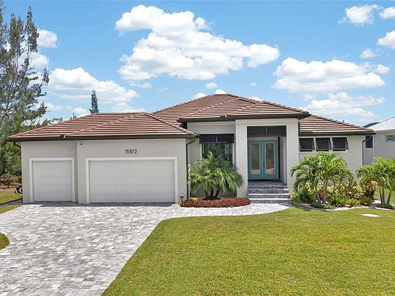 3rd image of 15872 MELPORT CIRCLE