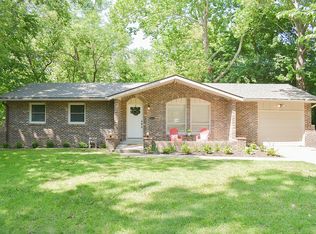 904 Ivy Cir, Manhattan, KS 66502