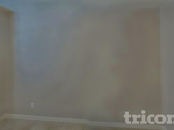 5th image of 2312 Redbud Dr