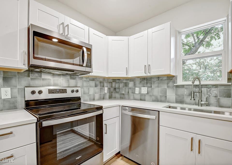 1st image of 1010 Barbara Dr