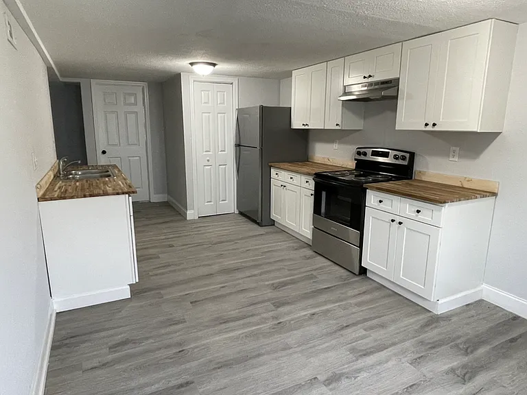 3106 Greenway Dr #2 — Photo 4