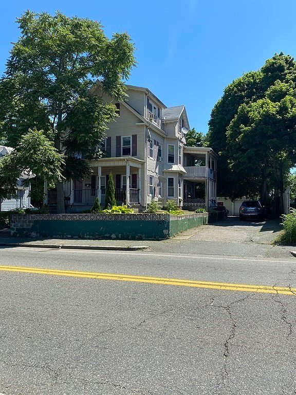 369 N Montello St, Brockton, MA 02301 Zillow