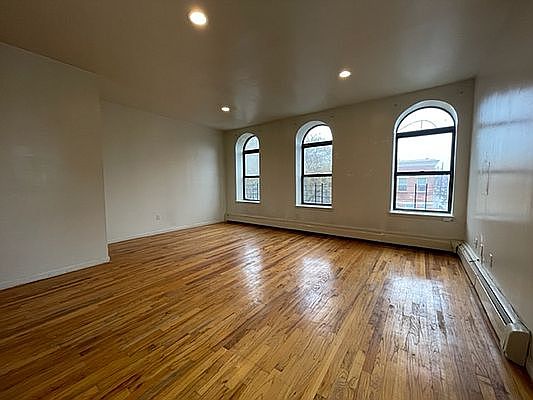 2nd image of 2010 Bergen St #Top
