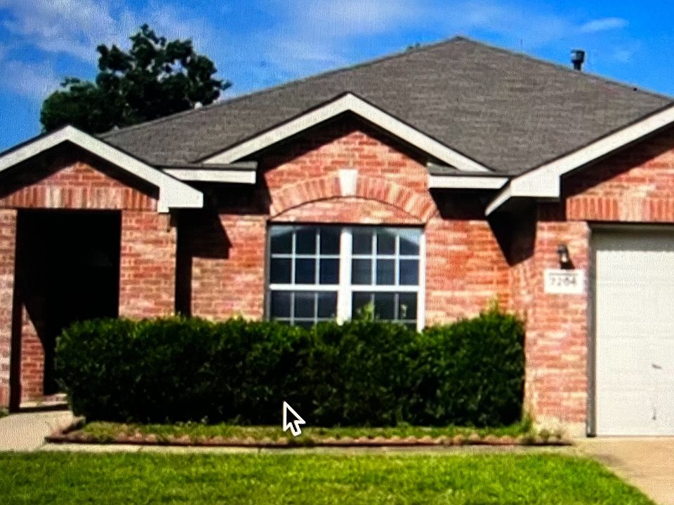 1st image of 7206 Lake Hawkins Dr