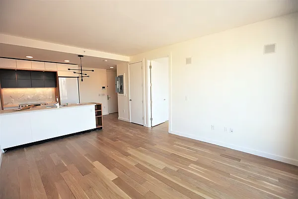 Rented by JW Real Estate Services LLC | media 48