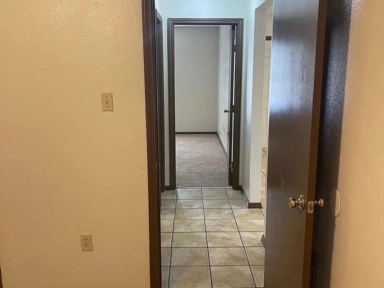 2319 Elm Park Dr — Photo 14