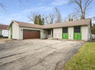 28632 107th St, Trevor, WI 53179