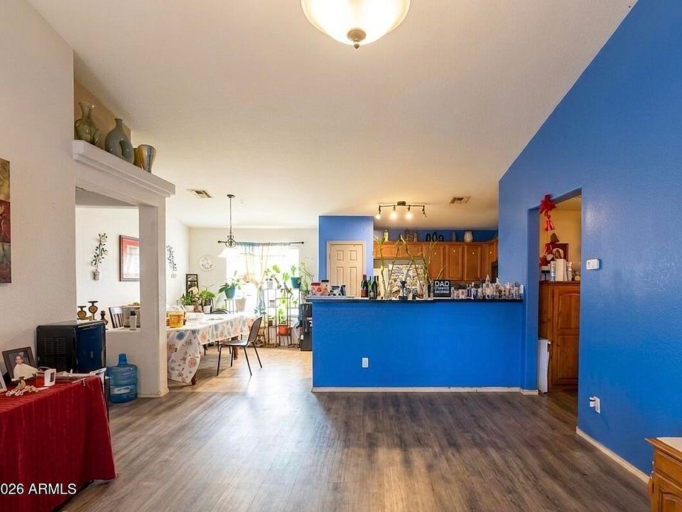2nd image of 3202 W CARLOS Lane