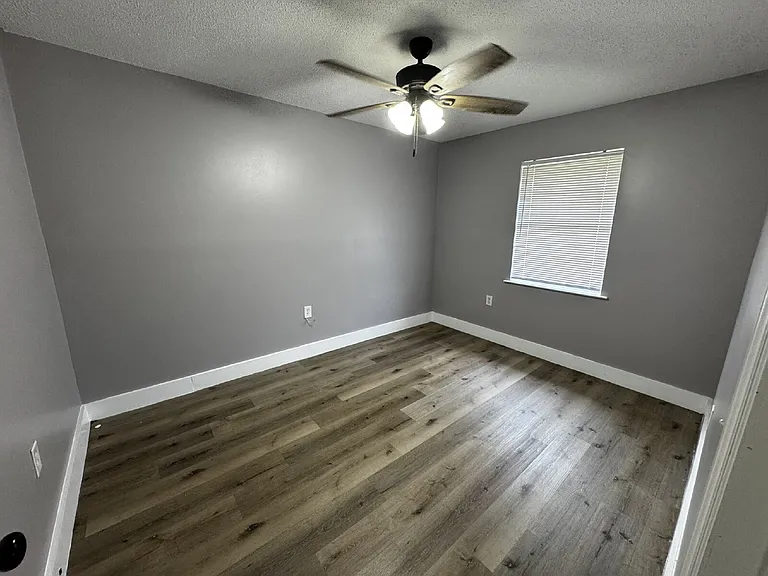 1035 Bacon Rd — Photo 9