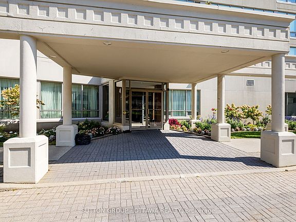 2nd image of 1480 Riverside Dr #803