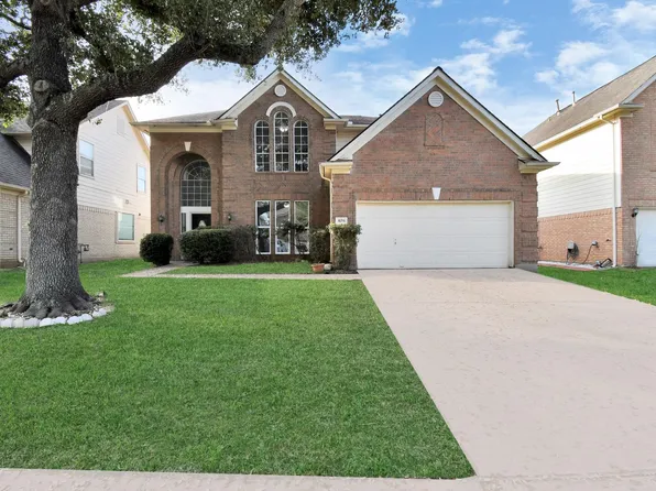 15711 Rosewood Hill Ct, Sugar Land, TX 77498
