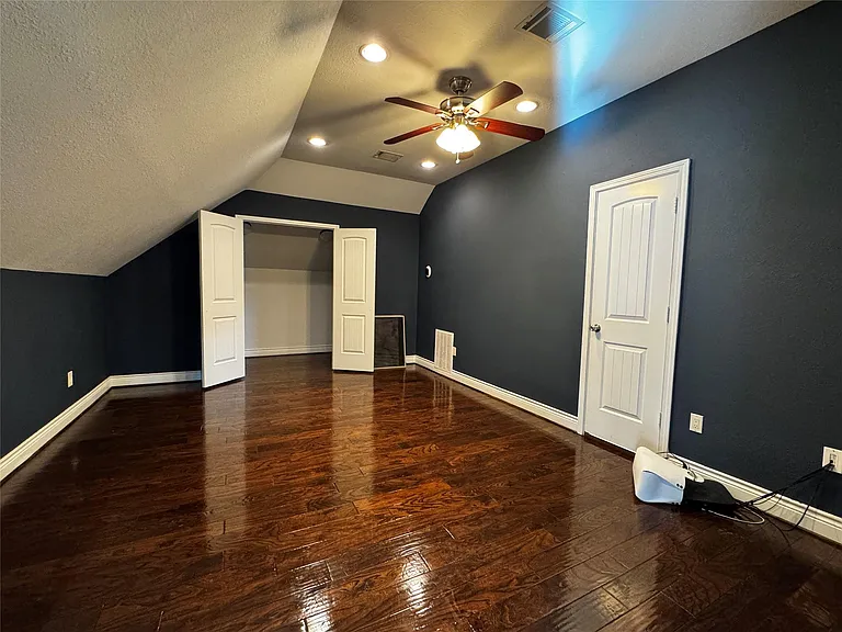 2019 Wild Peregrine Cir — Photo 26