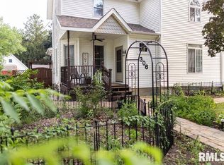 306 W Fremont St, Elmwood, IL 61529