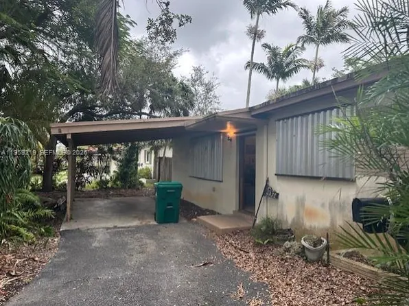 8932 Ridgeland Dr, Cutler Bay, FL 33157